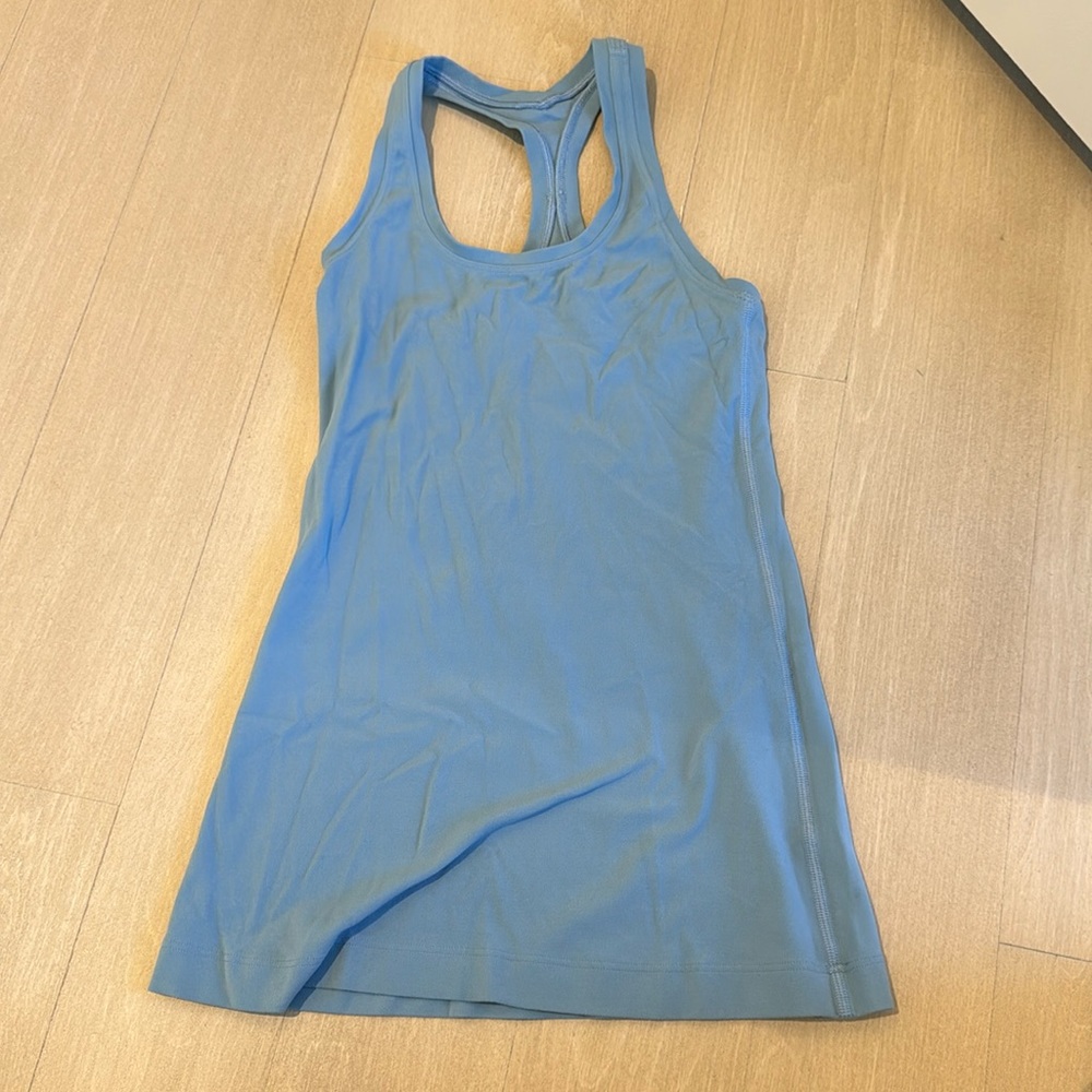 Lululemon razorback tank blue size 4